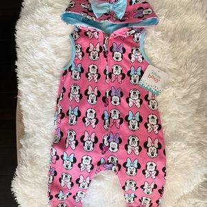 Brand New Infant Girl 12M Disney Pants Bodysuit